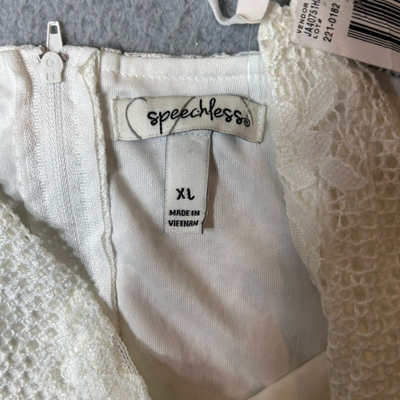Speechless Dress Juniors XL Cream Lace Ruffled‎ Spaghetti Strap Mini NEW - Picture 8 of 11